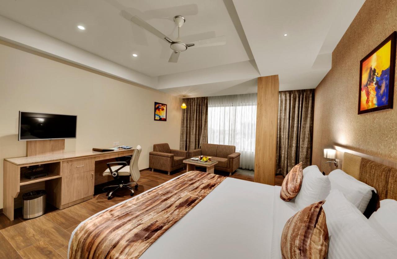 Anaya Beacon Hotel, Jāmnagar Pokój zdjęcie
